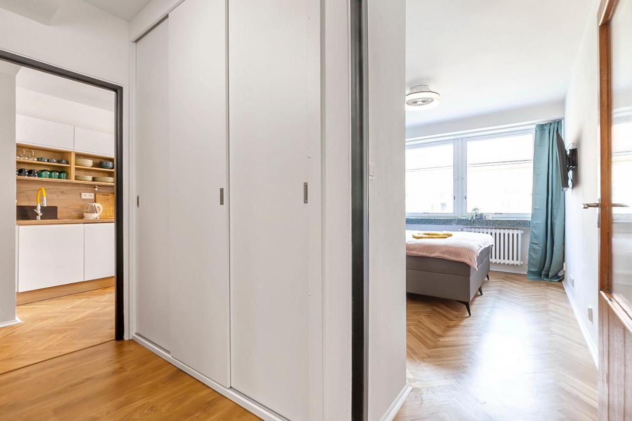 Apartmán Popular Location / Street View / 4 Ppl / Netflix